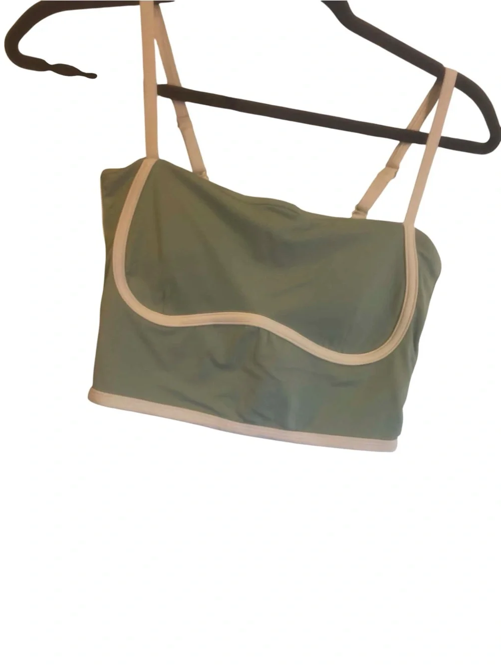 NWT Alo Yoga Airbrushed Streamlined Bra Tank Size M IVORY GREEN